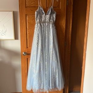 Blue princess prom dress never worn